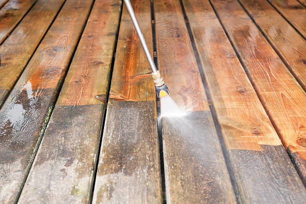 Best Garage Pressure Washing  in Huntland, TN